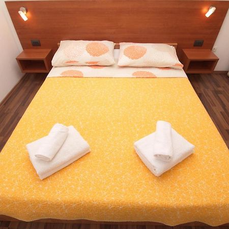 Apartments Lidija Rovinj Bagian luar foto