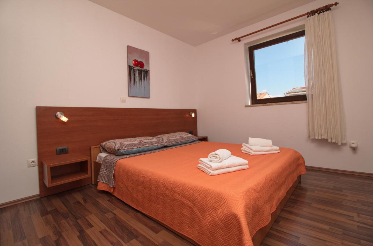 Apartments Lidija Rovinj Bagian luar foto