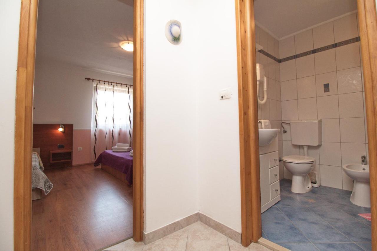Apartments Lidija Rovinj Bagian luar foto
