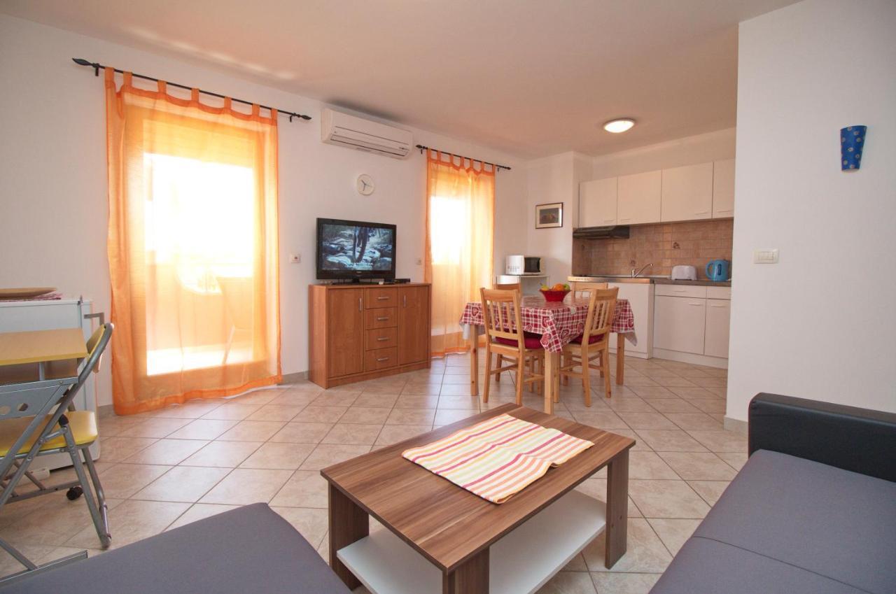 Apartments Lidija Rovinj Bagian luar foto
