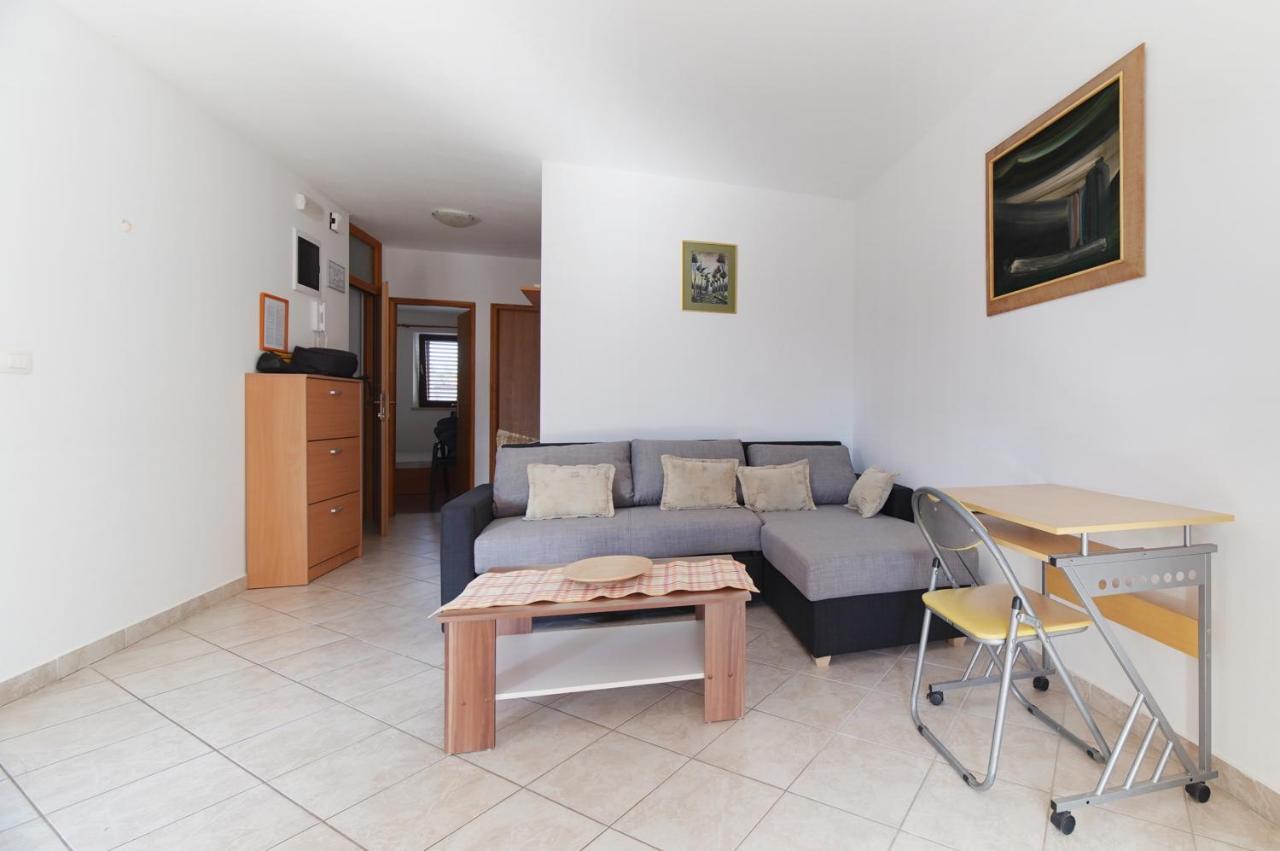 Apartments Lidija Rovinj Bagian luar foto